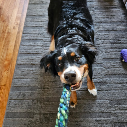 Hand-Knotted Fleece Rope Tug Toy For Dogs