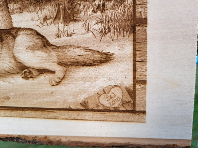 Live Edge 3d Illusion Laser Etching - Wolves (can be personalized)